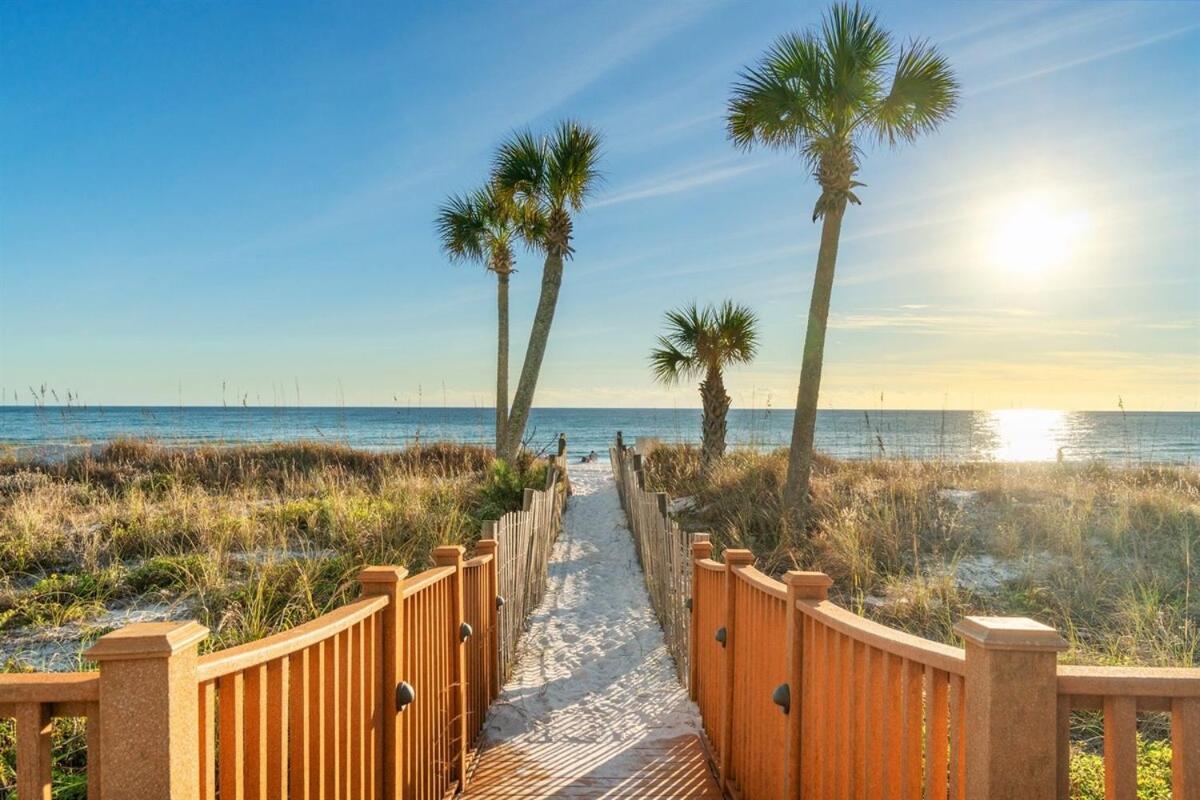 Flip Fllops In The Sand,windward 202 At Edgewater And Golf Apartment *